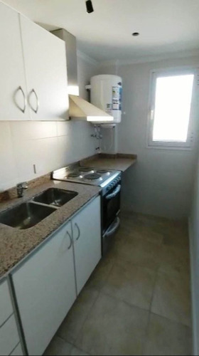 Imagen 6 de 10 de Hermoso Departamento Centrico En Venta #trenquelauquen