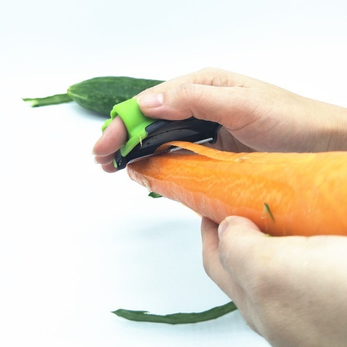 Imagen 1 de 6 de Cuchillo Pelador Rebanador Verduras Acero Inox Y Silicon