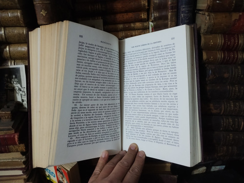 Heródoto De Halicarnaso Los Nueve Libros De La Historia (Usado)