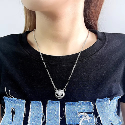 Juego De Collar Con Dije Y Aretes Jack Skellington