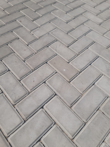 Colocación Y Venta De Adoquines De Hormigón Gris Mate