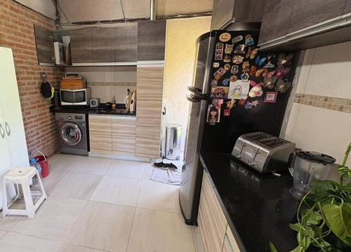 Casa En Venta - 4 Dormitorios 1 Baño - La Reja
