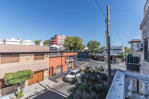 Venta De Casa 4 Ambientes En Mataderos | Apto Crédito