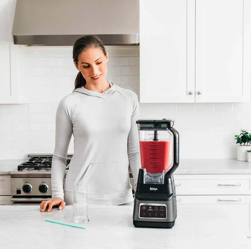 Liquidificador portátil Ninja Professional Plus Auto-iQ BN701 2.1 L cinza e preto com jarra de tritan 127V