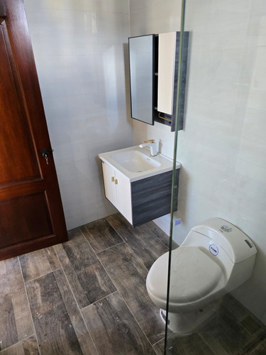 Se Vende Excelente Apartamento En Reparto Los 3 Ojos