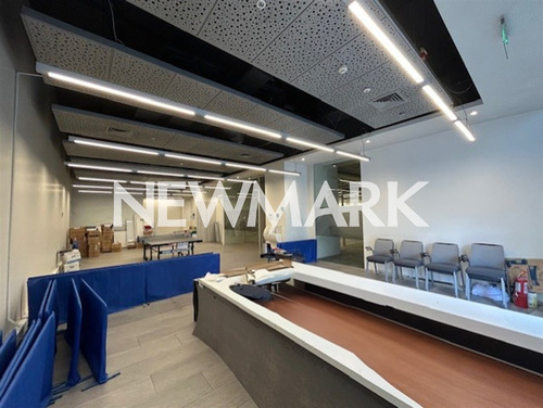 Excelente Local Comercial En Arriendo En Las Condes