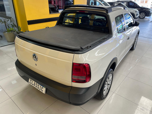 Volkswagen Saveiro 1.6 Robust Cab. Dupla Total Flex 2p