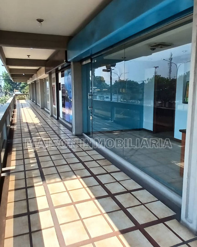 Se Vende Local U Oficina En Cc. Maracay Plaza Maracay