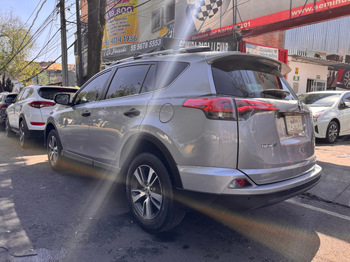 Toyota RAV4 2.5 Le At