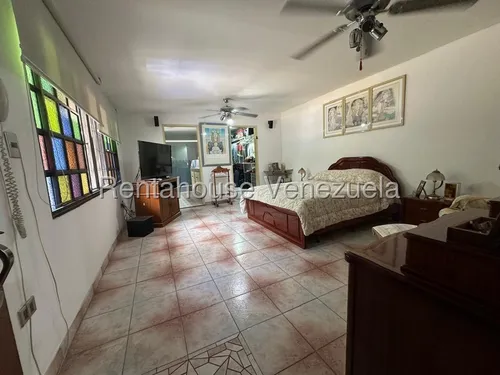 Casa En Venta Montalbán I
