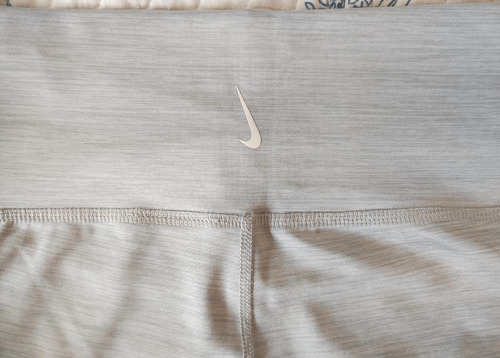 Calza Deportiva Nike Mujer Usada En Excelentes Condiciones (Usado)