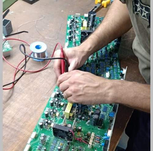 Imagen 3 de 4 de Reparación De Ups Multimarca. Revisión. Presupuesto.