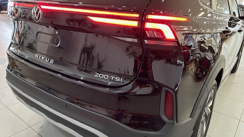 Volkswagen Nivus 1.0 200 TSI TOTAL FLEX HIGHLINE AUTOMÁTICO