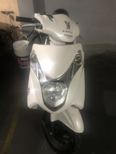 Honda Elite