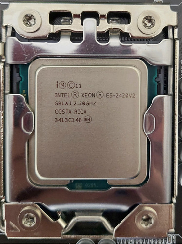 Processador Intel Xeon E5-2420 V2 Cm8063401286503 6/12 2.70 (Usado)