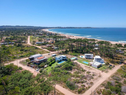 Excepcional Chalet De 2 Plantas Con Vista Al Mar!- Ref: 2245