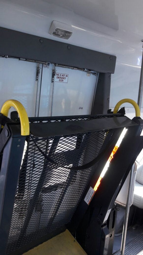 Imagen 8 de 14 de Autobus Ford Diesel, Rampa Minusvalidos, Silla De Ruedas