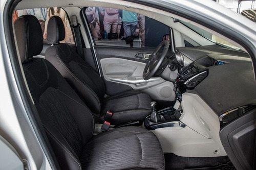 Imagen 16 de 18 de Ford Ecosport Titanium 2014 Blanca Npp