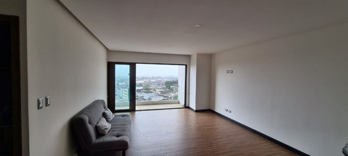 Imagen 3 de 9 de Rento Apto Z.11 Mariscal 180 Ref.5939 *90m2, 2 Hab, 2 Baños, 2 Parqueos, Bodega*