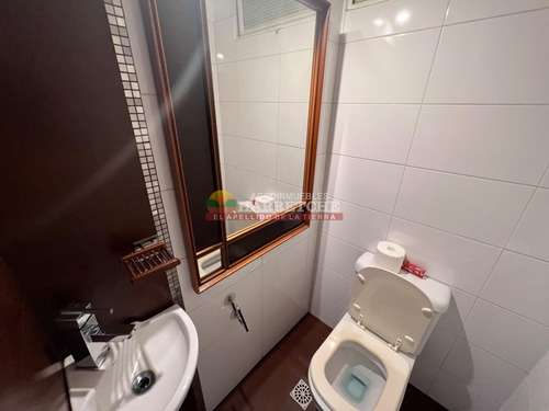 Apartamento En Venta 4 Dormitorios 3 Baños, Punta Carreta