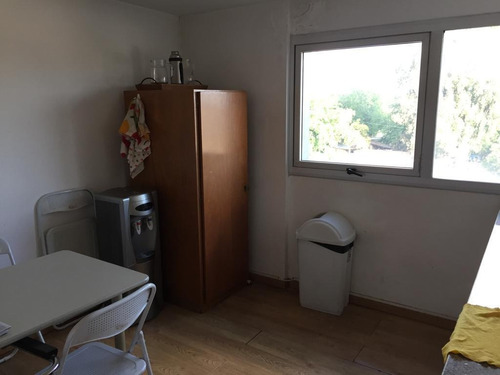 Imagen 9 de 11 de Venta De Oficinas Con Cocheras. Excelente Accesos. Beccar. San Isidro.