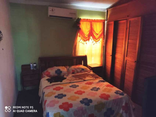 Imagen 6 de 13 de Vende Casa Bucaral Sur