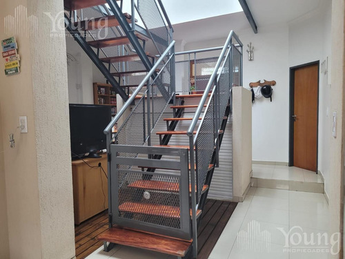 Imagen 18 de 30 de Casas De Estilo Moderno Y De Gran Categoría Constructiva . Bernal Centro