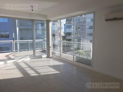 Imagen 4 de 12 de Departamento En Venta - Islas Del Canal
