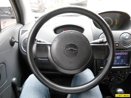 Imagen 15 de 25 de Chevrolet Spark Life