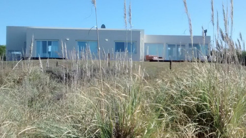 Imagen 2 de 21 de Casa Frente Al Mar (chacras Del Mar)