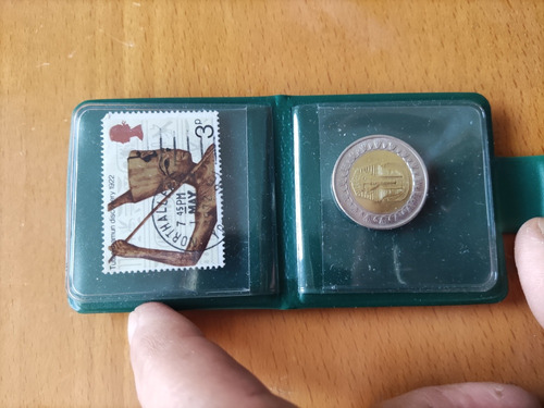 Moneda Y Estampilla De Egipto En Estuche. De 