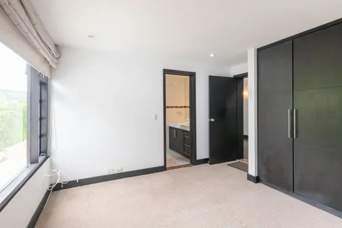 Casa En Venta En La Calera. Cod V12135