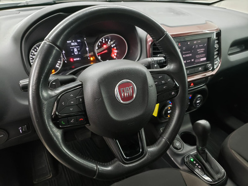 Fiat Toro 1.8 16v Freedom Flex 4x2 Aut. 4p