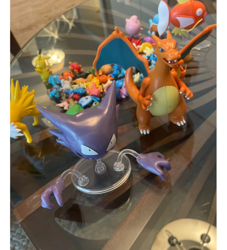 Conj. Pokemon Brinquedo Charizard Pikachu Charmander Bubasau