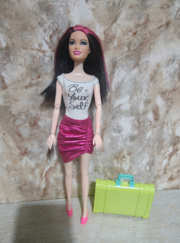 Barbie Fashionista Raquel (Usado)