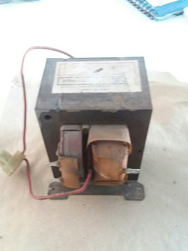 Tanformador De Microondas