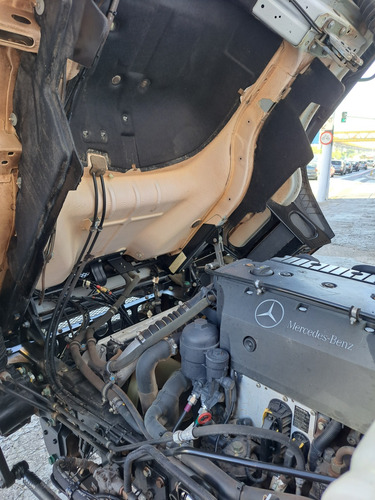 Mb Accelo 1016 Ano 14 Com Bau . Unico Dono .
