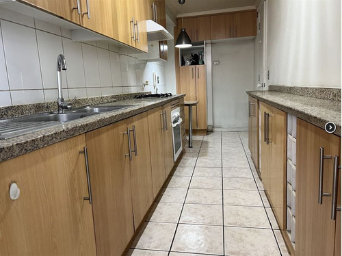 Fernandez Concha 105, Ñuñoa. (89565)