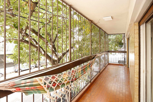 Venta Depto, Colegiales, 5 Amb Con Cochera.