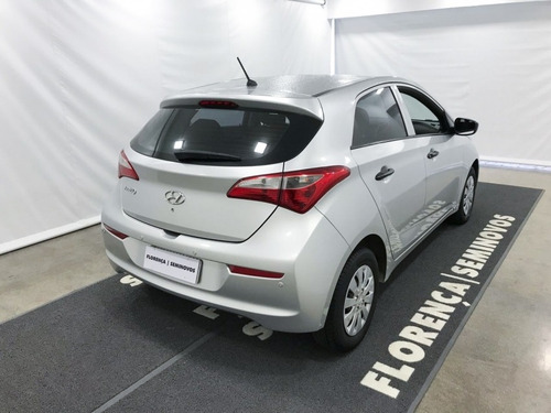 Imagem 12 de 15 de Hyundai Hb20 Comfort Plus 1.0 - Flex Mec.