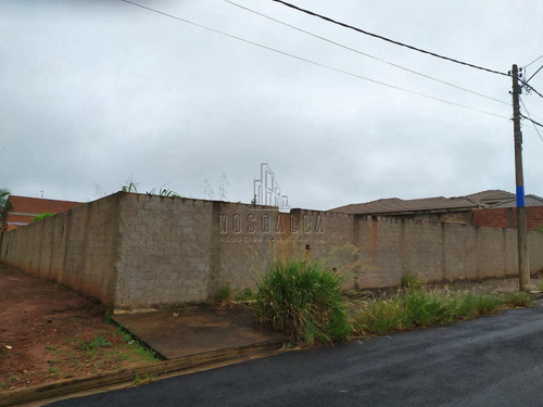 Terreno, Jardim Barcelona, Jaboticabal - R$ 140 Mil, Cod: 1723291 - V1723291