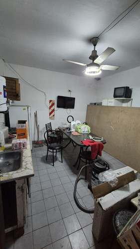 Alquiler De Depósito Con Oficinas - Excelentes Condiciones Ubicado A Pocas Cuadras Del Acceso Tigre - Superficie 675 M2