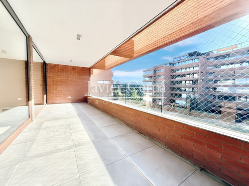 Moderno Departamento