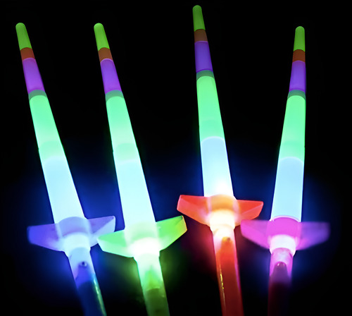 12 Pzas Espadas Retractiles Con Luz Led 4 Colores Juguete Color