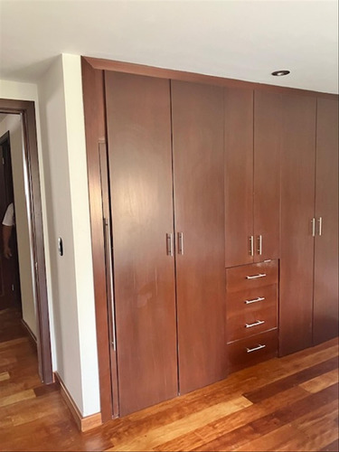 Imagen 18 de 30 de Preciosa Residencia Con Jardín, Elevador, Sauna Y Acabados De Lujo