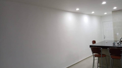Imagen 5 de 8 de Apartamento Canaima Iii Remodelado @luxorbienesraices 04125534035