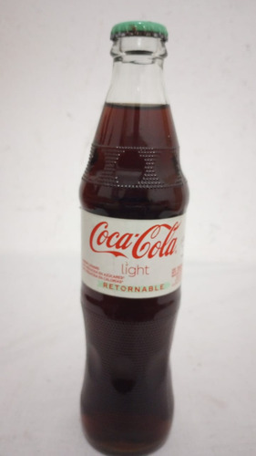 Botella Coca Cola Light. Reginald Lee. 350 Ml