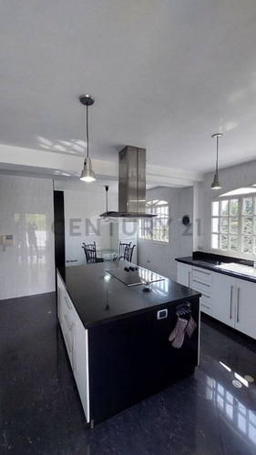 Casa En Venta Nueva 685m2 De Terreno En Urb San Juan San Antonio De Los Altos