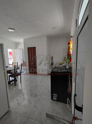 Departamento Tipo Casa En Planta Baja A Pocas Cuadras De La Lucila Del Mar