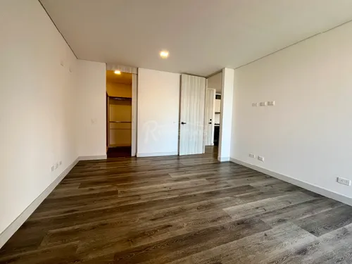 Apartamento En Venta En Tesoro. Cod V776071
